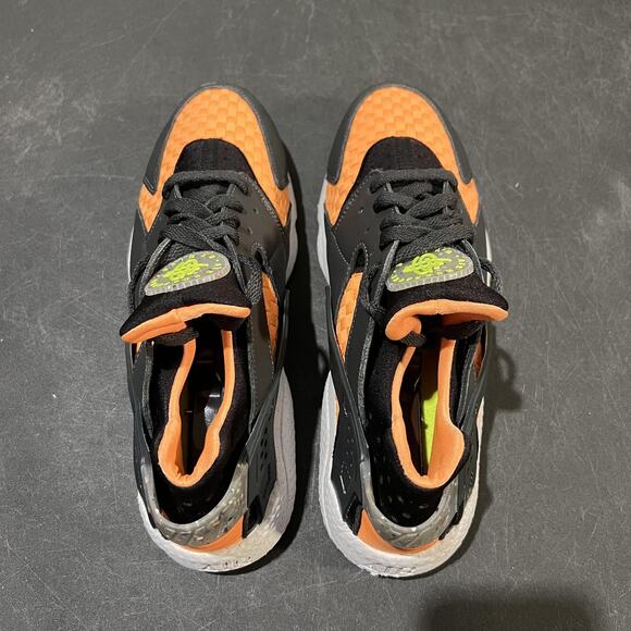 Nike Air Huarache Shoes Mens 11 Halloween DQ5013-001 Running Sneakers - Picture 8 of 10